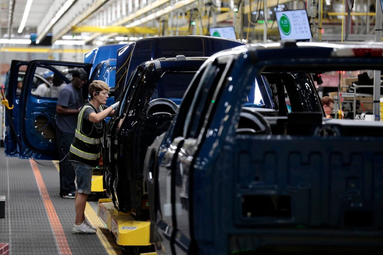Pentagon Reportedly Asks Detroit to Use More Car Factories as Arms Factories