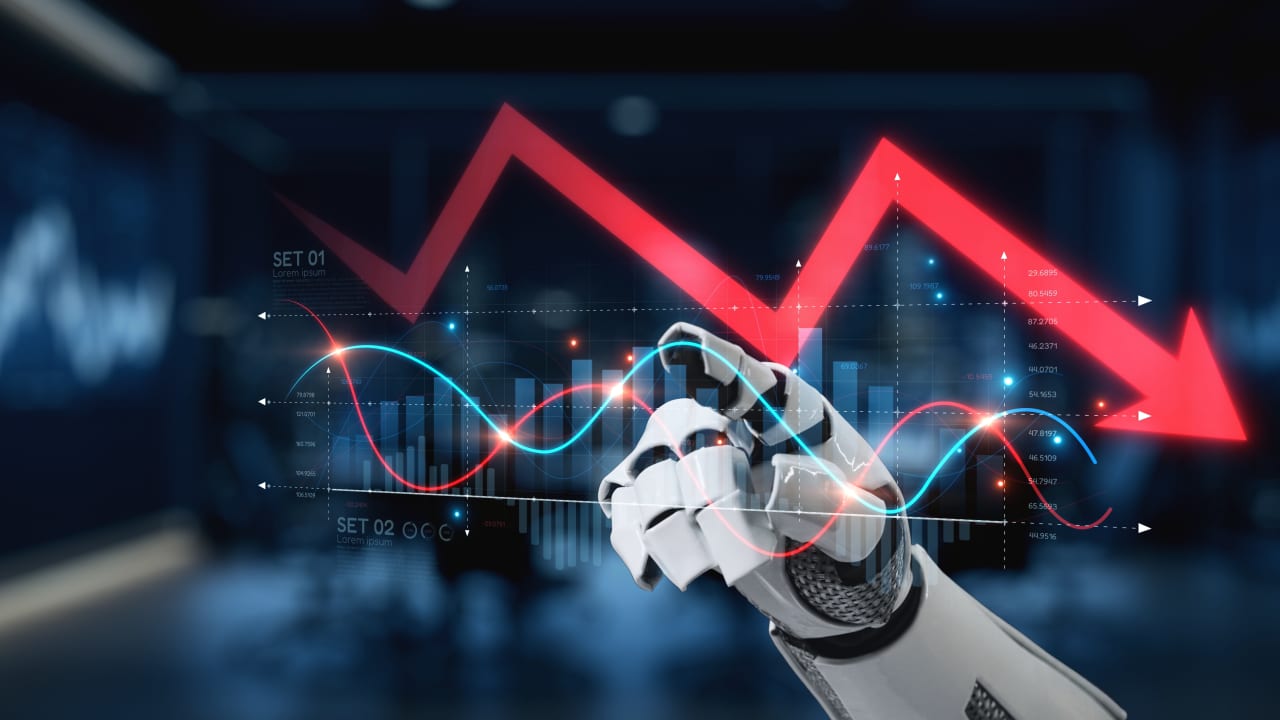 Big tech is preventing new stock-market highs due to the changing way investors play the AI trade, says this top strategist