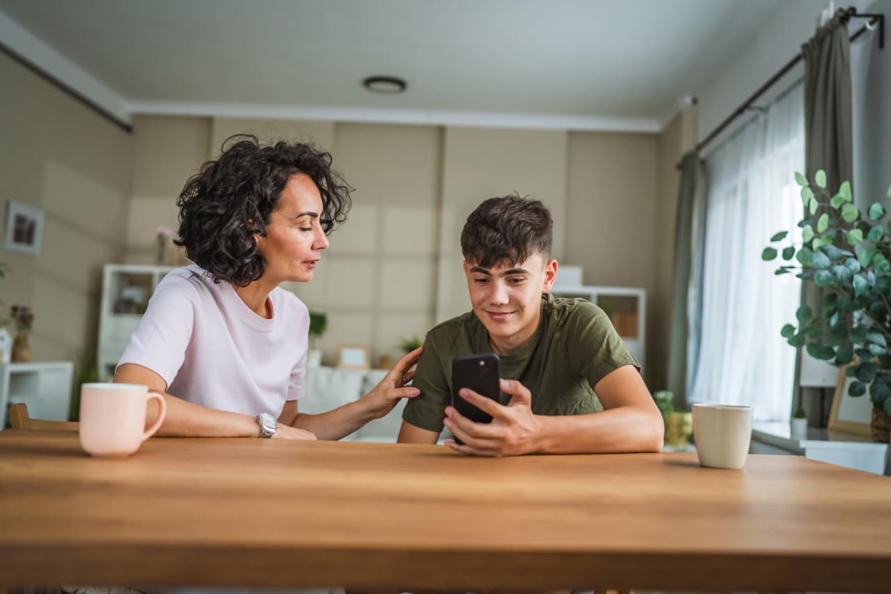 &#x2018;I&#x2019;m already feeling anxious&#x2019;: My ex-husband offered to give me a $30,000 lump sum for child support. Is there a catch?