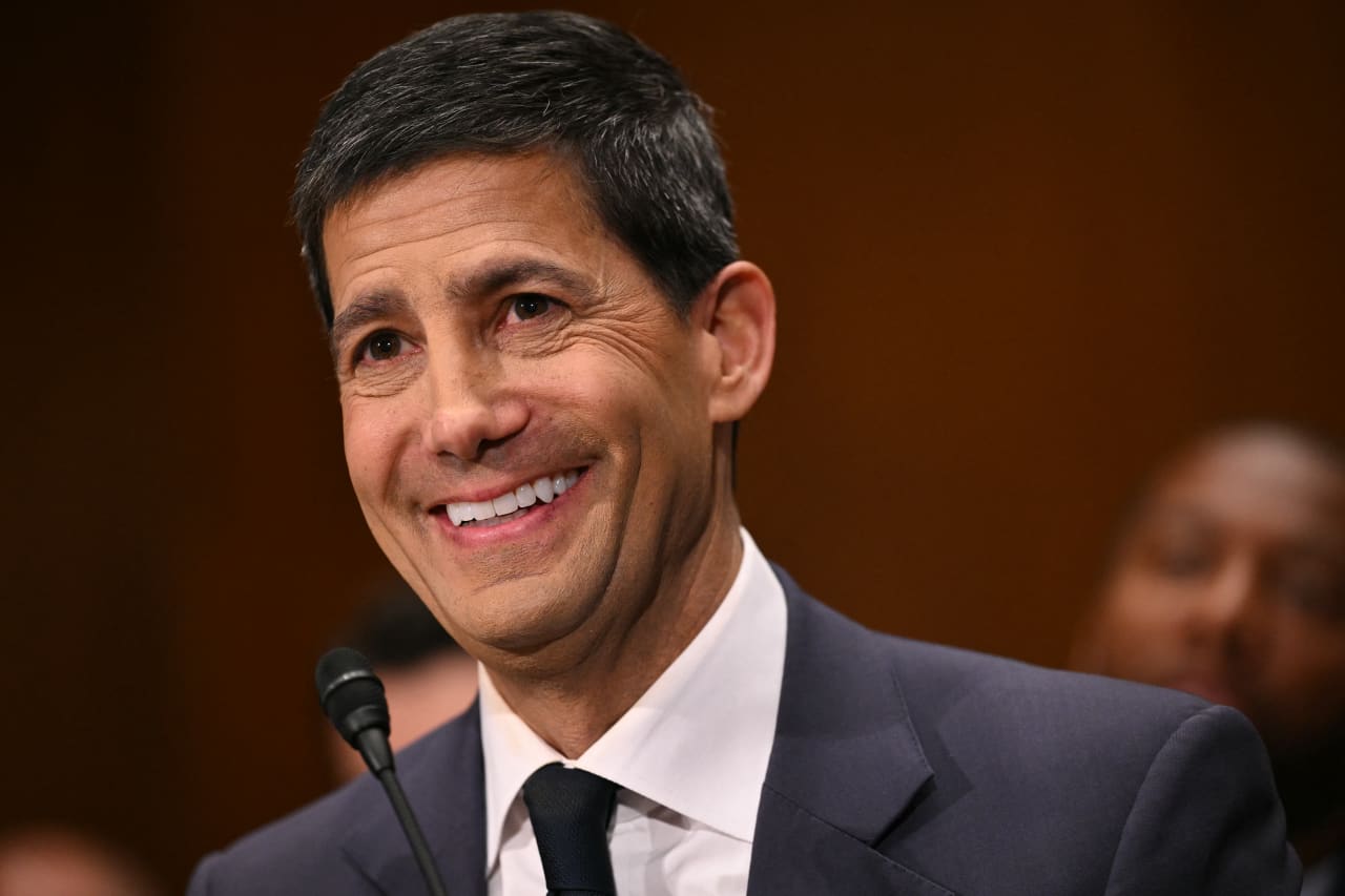 Kevin Warsh&#x2019;s Fed isn&#x2019;t cutting interest rates any time soon. But a hike isn&#x2019;t yet on the table, either.