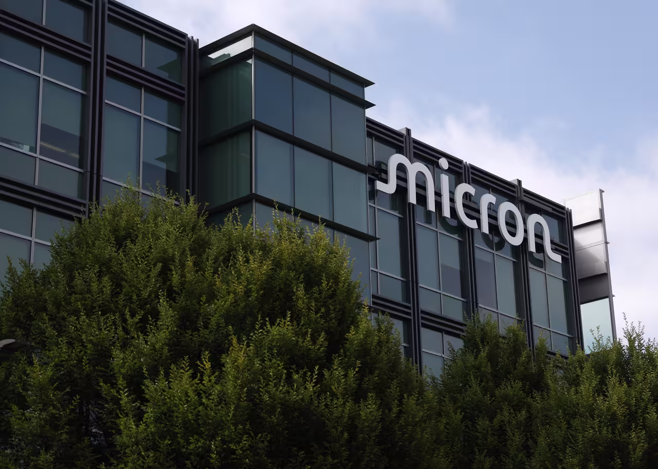 Micron grew by $1 trillion this year. These two wild cards will determine its trajectory.
