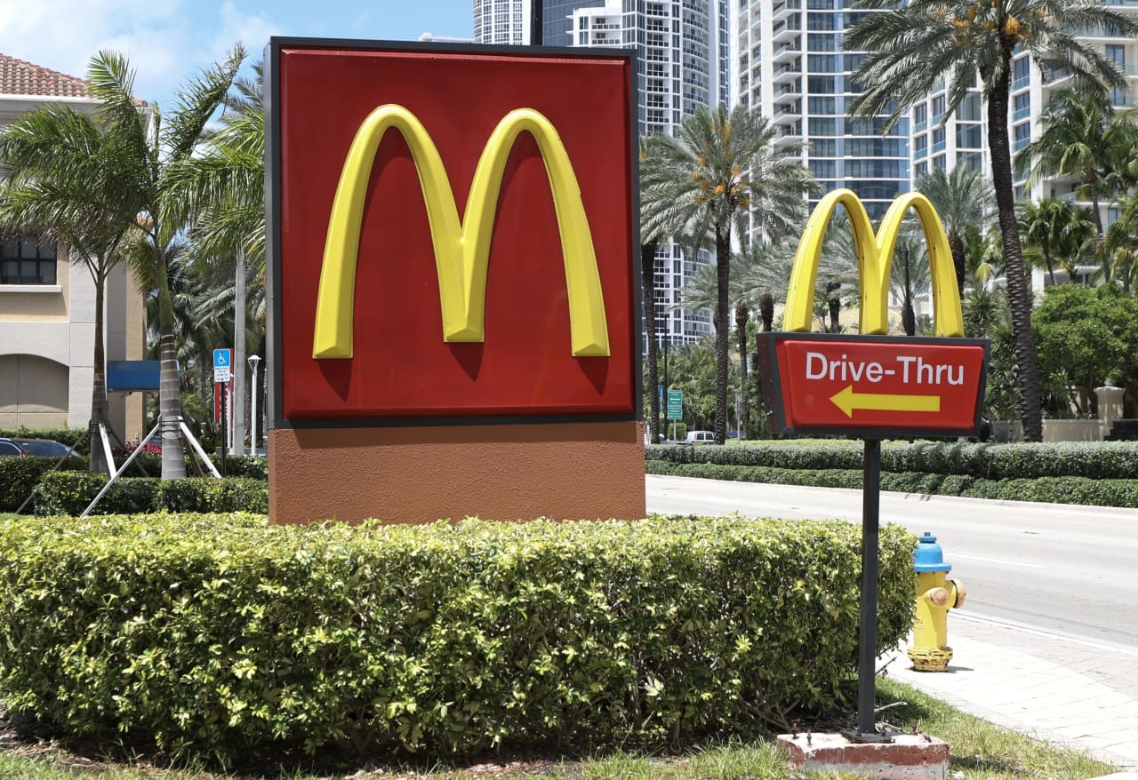 McDonald&#x2019;s $3 menu kicks off today. Here&#x2019;s why Wall Street is already a fan.