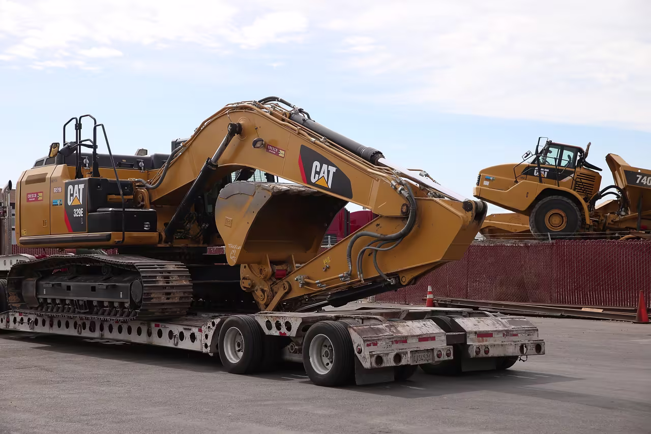 Caterpillar is killing it, and data-center demand is driving record revenue