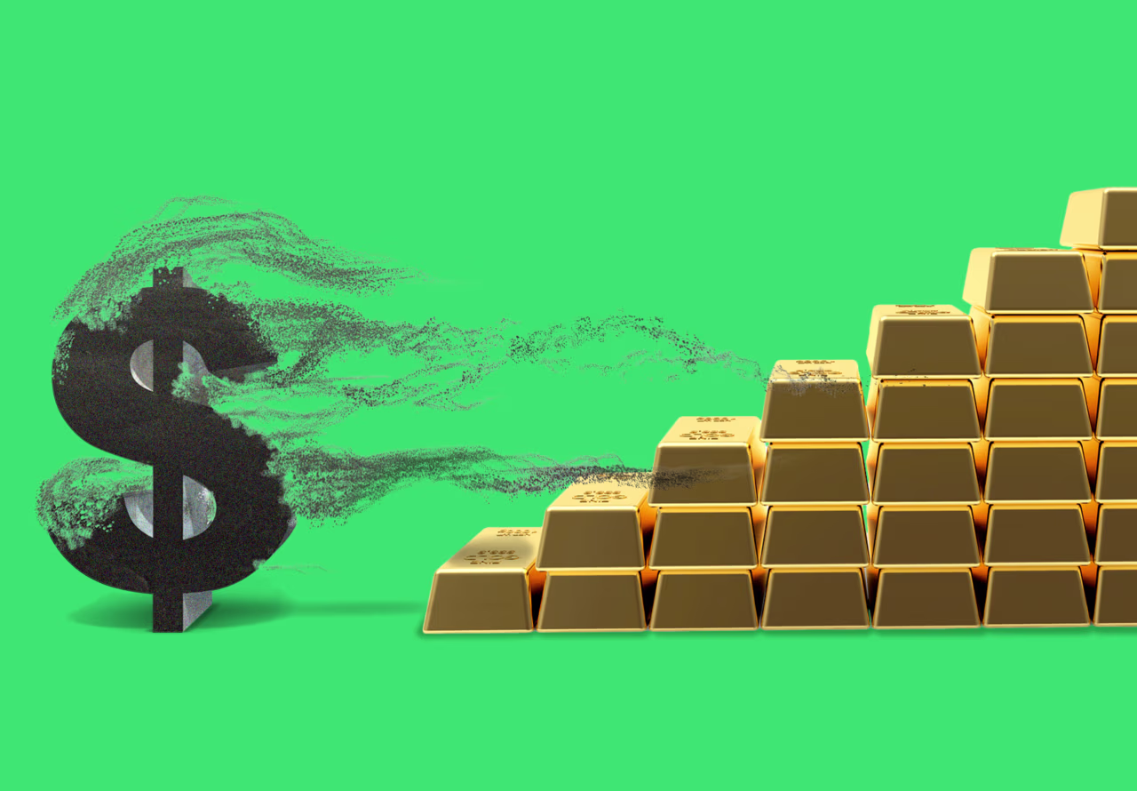 The smart way to invest in gold right now as the dollar slips