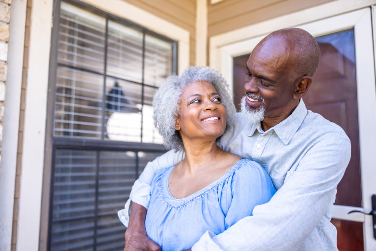 My husband has a $225,000 pension. We don&#x2019;t trust his &#x2018;too big to fail&#x2019; employer. Where do we invest it?