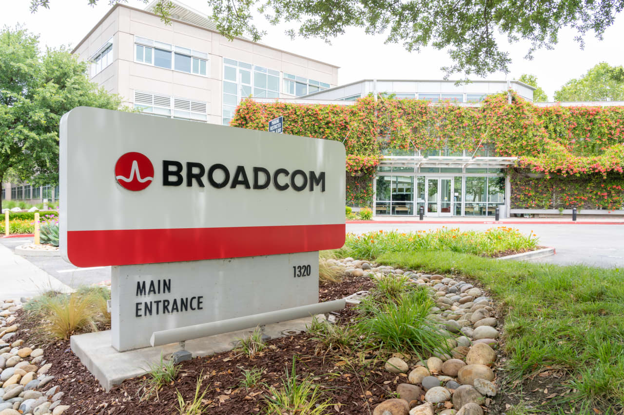 Broadcom&#x2019;s stock is rising. Here&#x2019;s why its new Google and Anthropic deals are so significant.