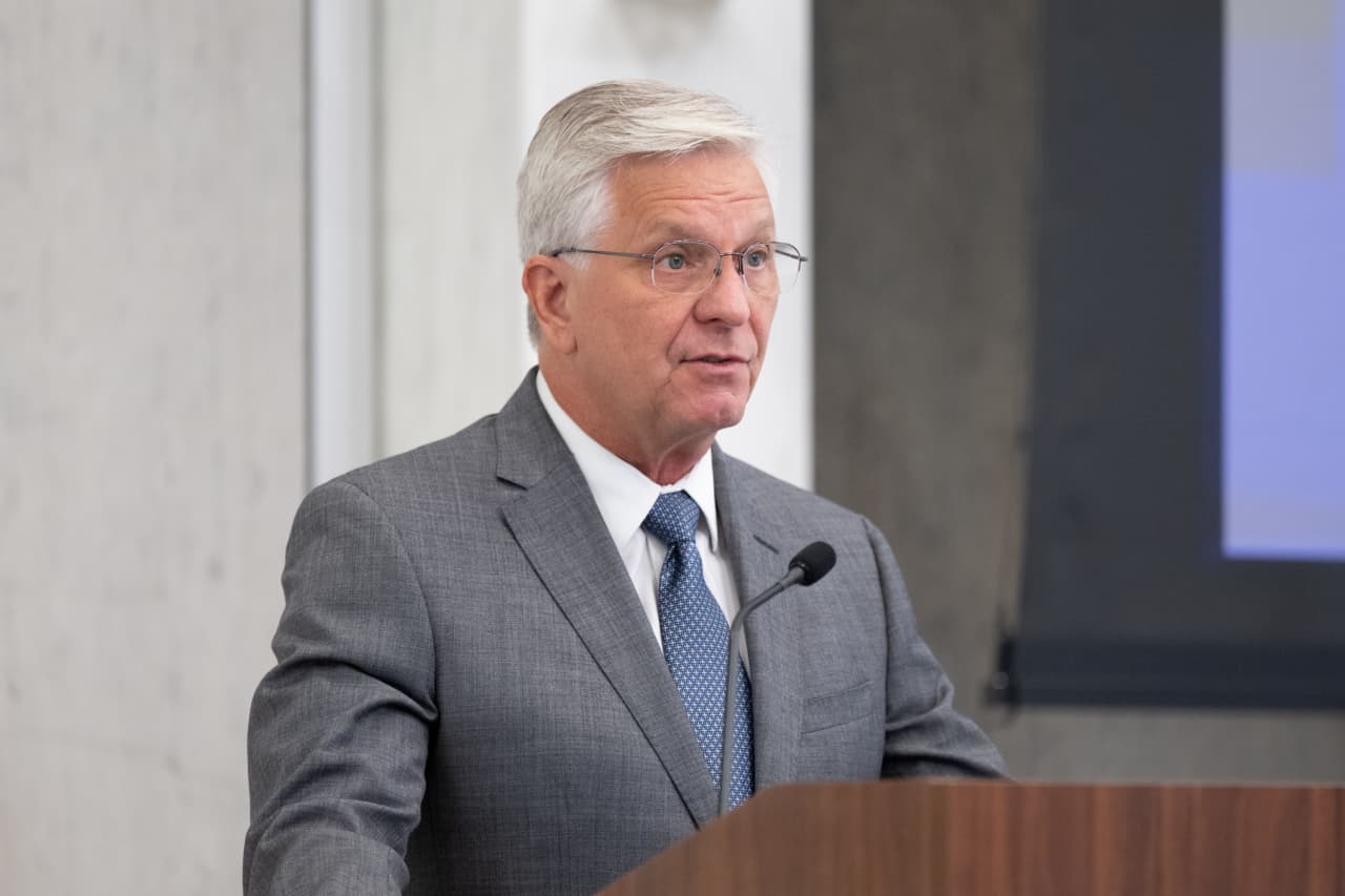 Fed&#x2019;s Waller turns cautious on rate cuts and worries about a &#x2019;lasting increase in inflation&#x2019;