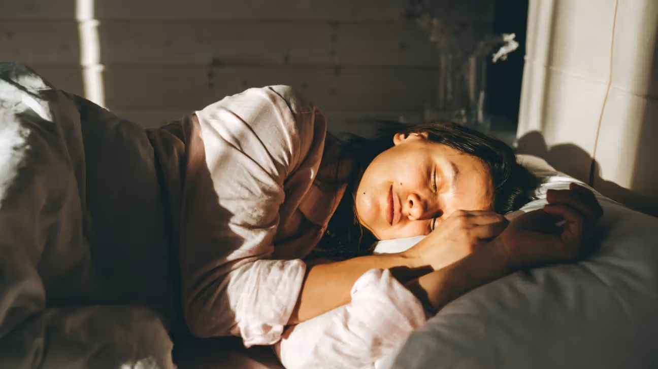 ‘Early Bird Dinner’: Does the TikTok Sleep Hack Actually Work?