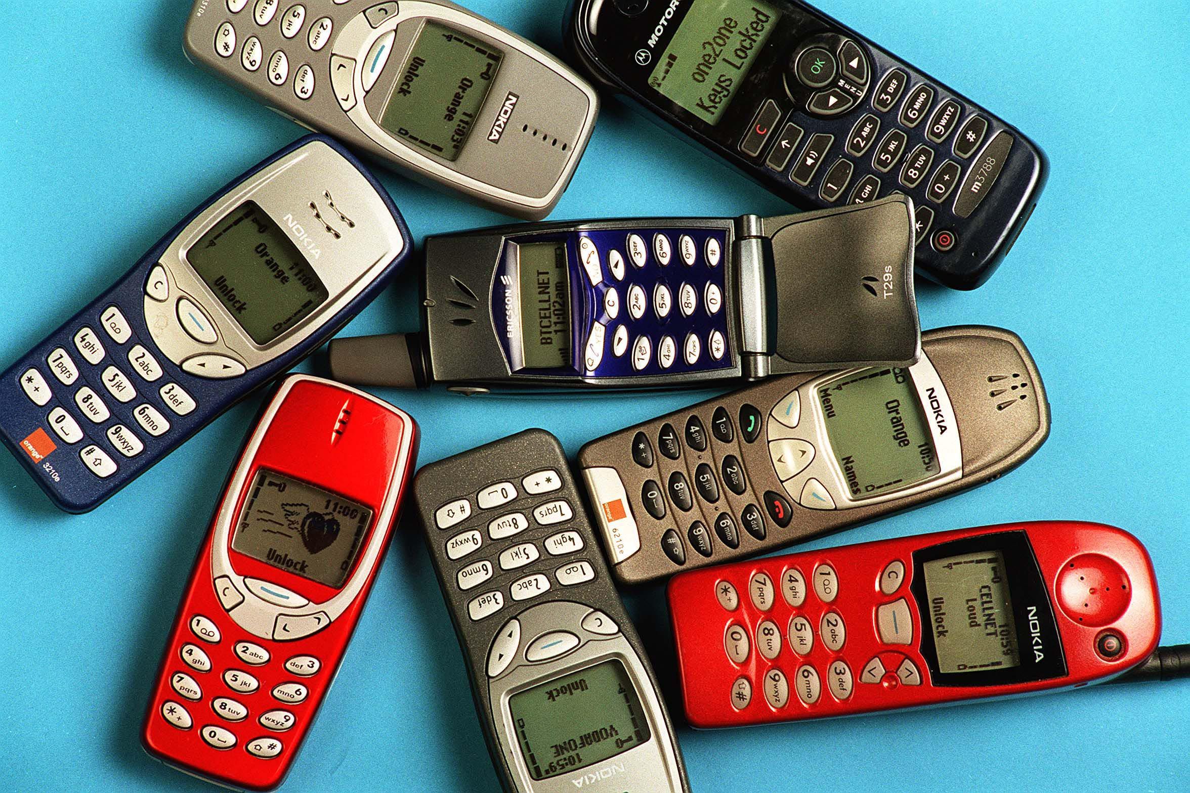 The FCC Wants to Kill Burner Phones