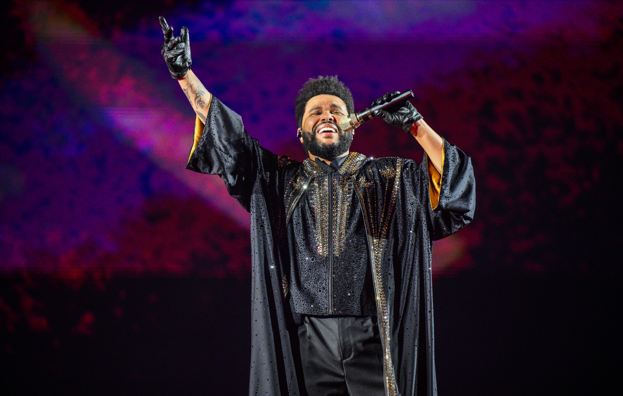 Watch The Weeknd debut new Anitta collab &#8216;Rio&#8217; on tour in Brazil