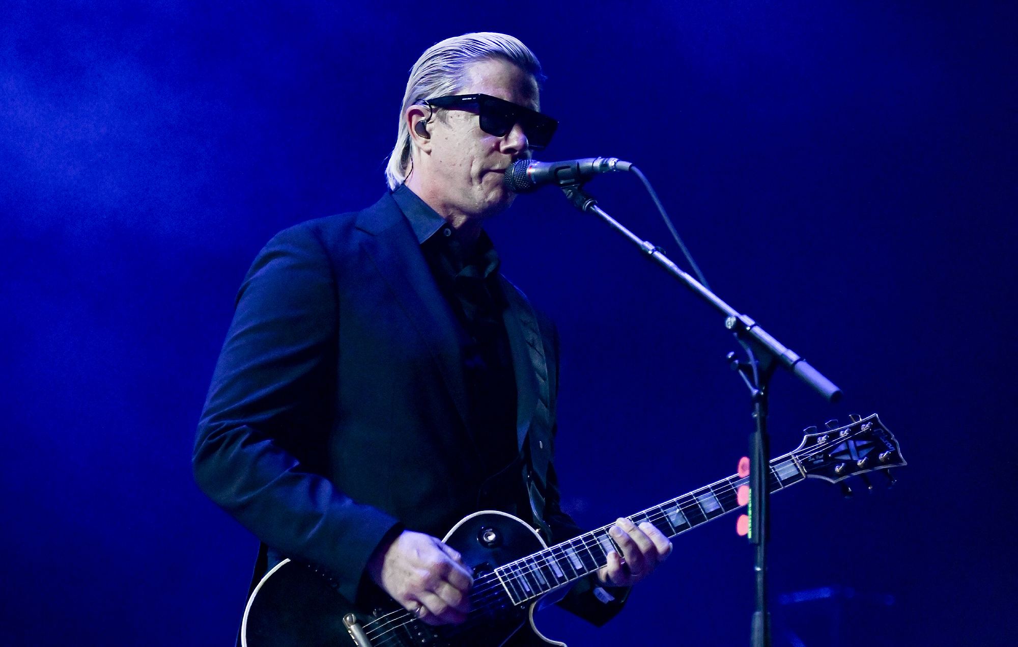 Watch Interpol debut another new song with the punchy &#8216;Wings On Fire&#8217;