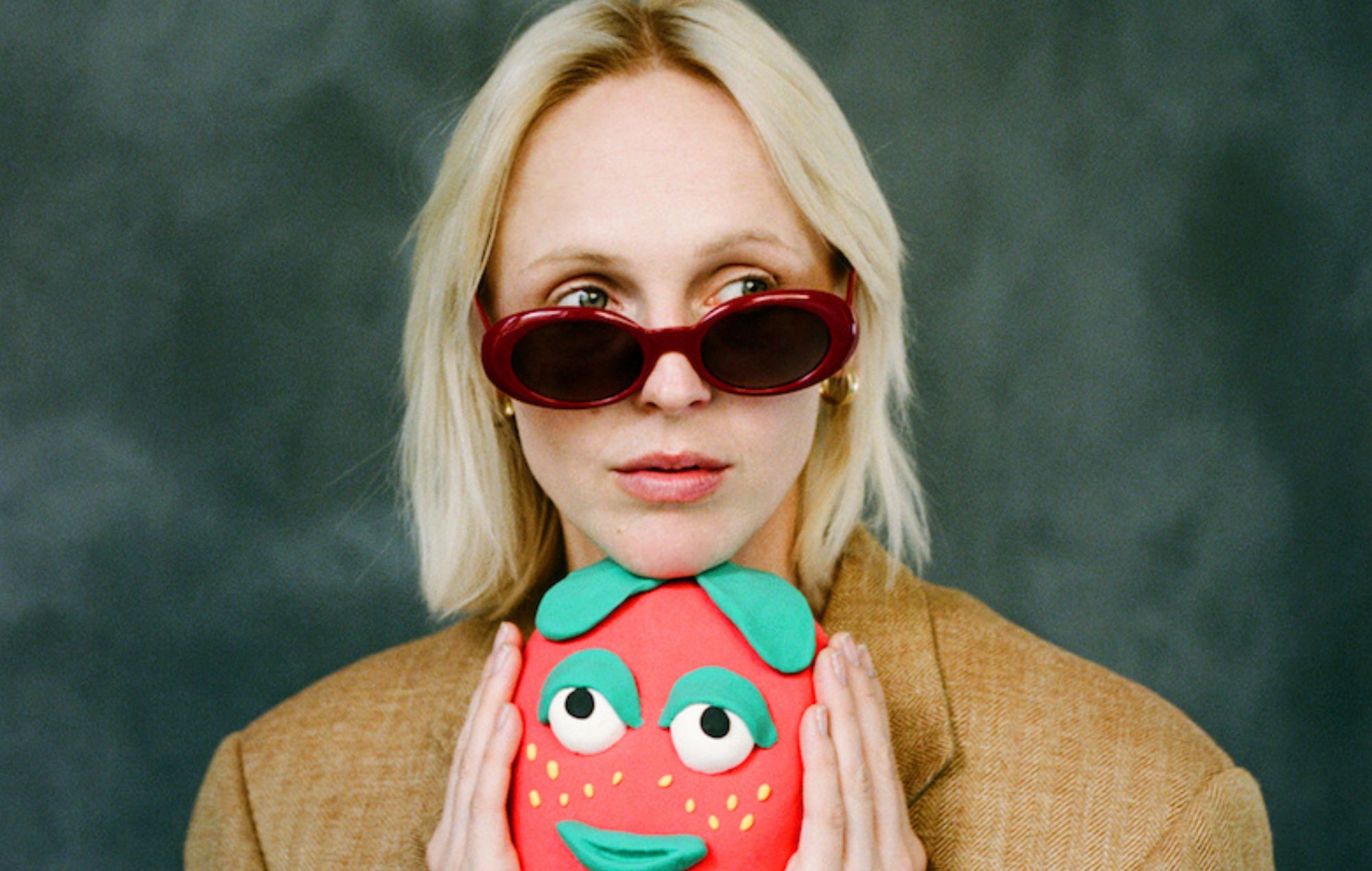 Laura Marling surprise releases new children&#8217;s album &#8216;Laura Sings Raffi&#8217;
