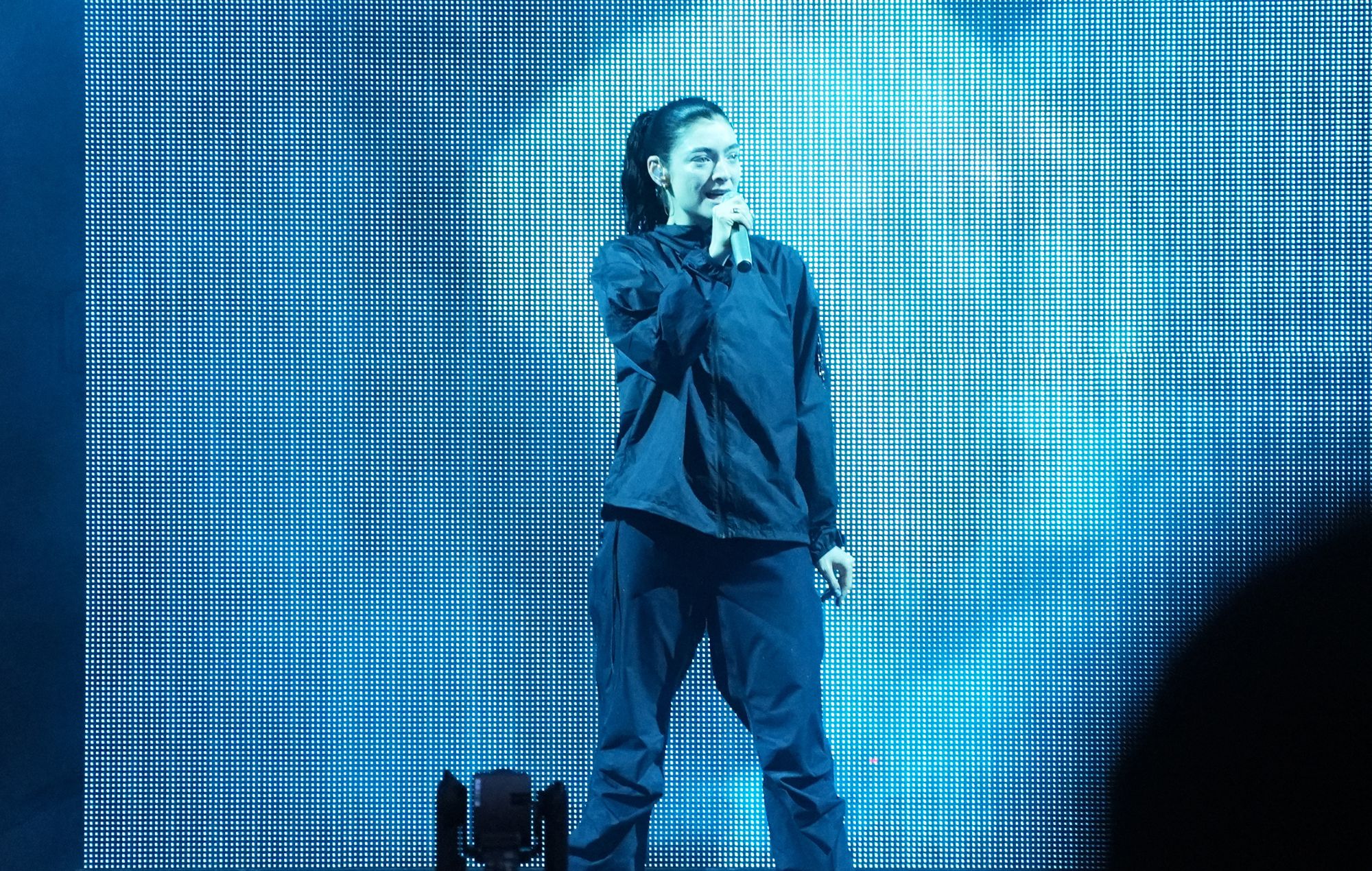 Watch Lorde put personal spin on Charli XCX collab ‘Girl, So Confusing’ at Governor&#8217;s Ball 2026