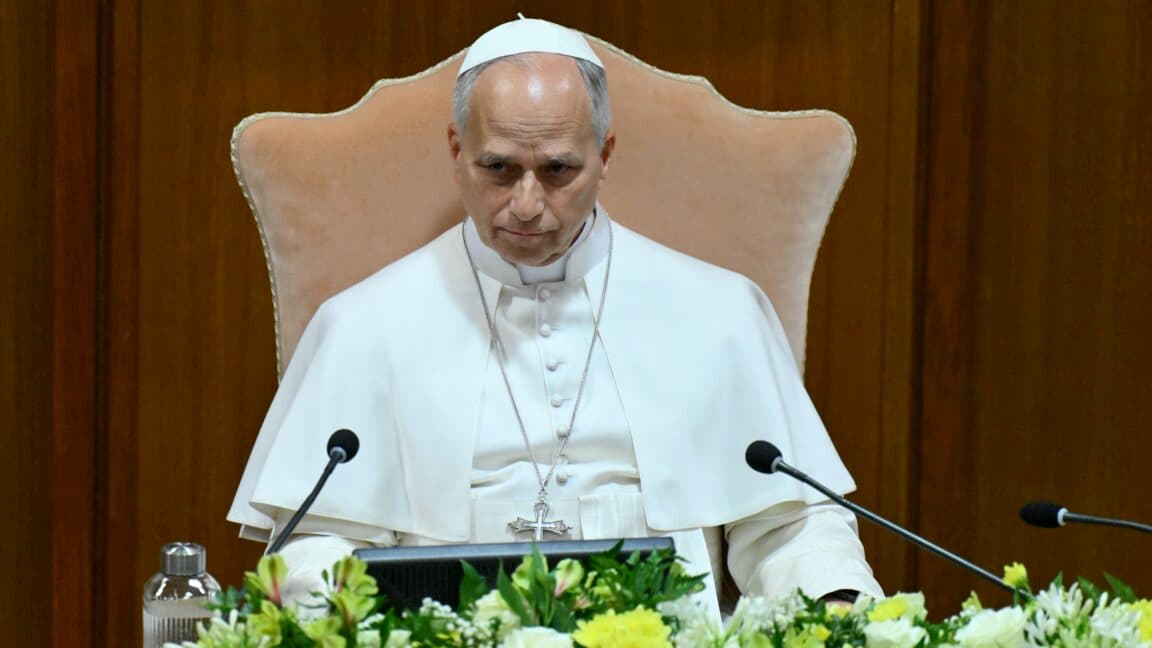 Citing Gandalf, Pope Leo says we must "disarm" AI