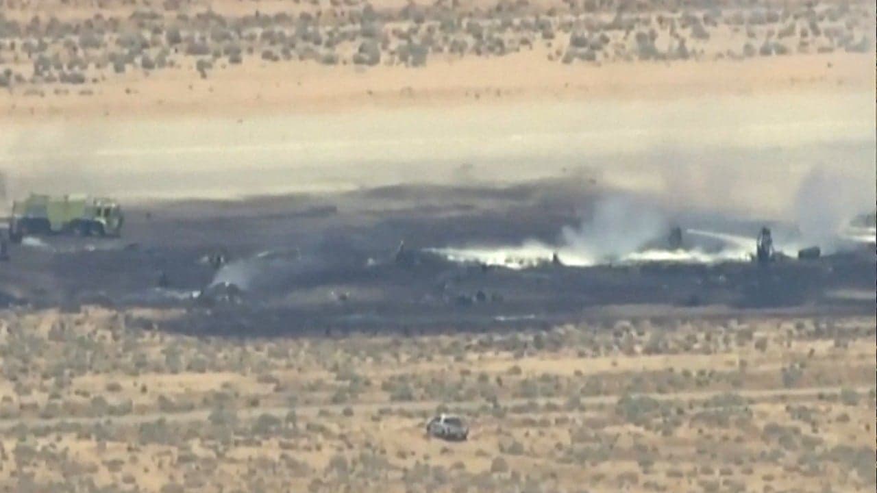 8 dead after B-52 bomber crashes at US military base in California