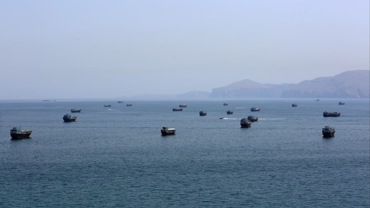 Tehran closes Strait of Hormuz ahead of US-Iran talks in Switzerland
