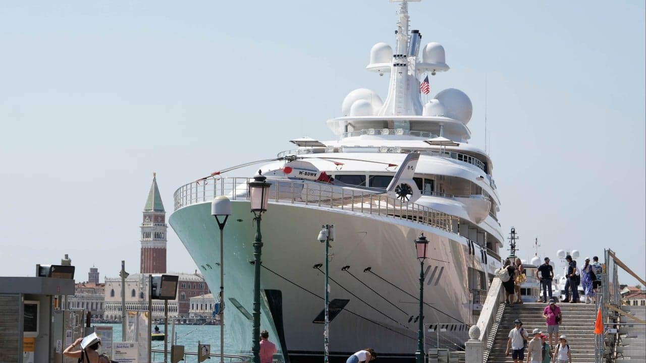 Trump envoy met with protests in Venice as he arrives on superyacht
