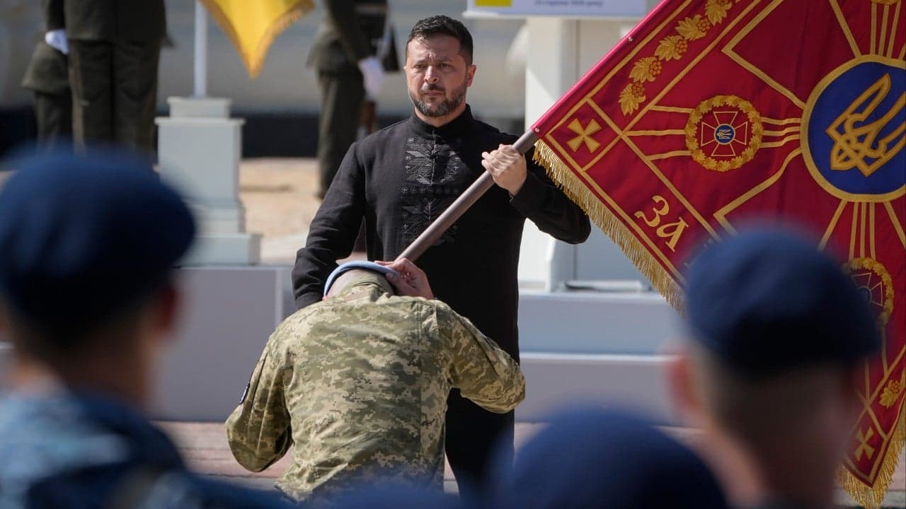 Ukraine wants peace but won’t ‘simply surrender’, Zelensky says on Independence Day