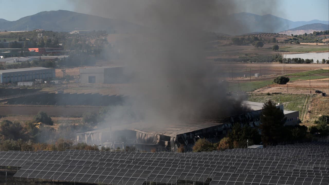 2 pilots killed after Greek air force plane crashes at annual air show