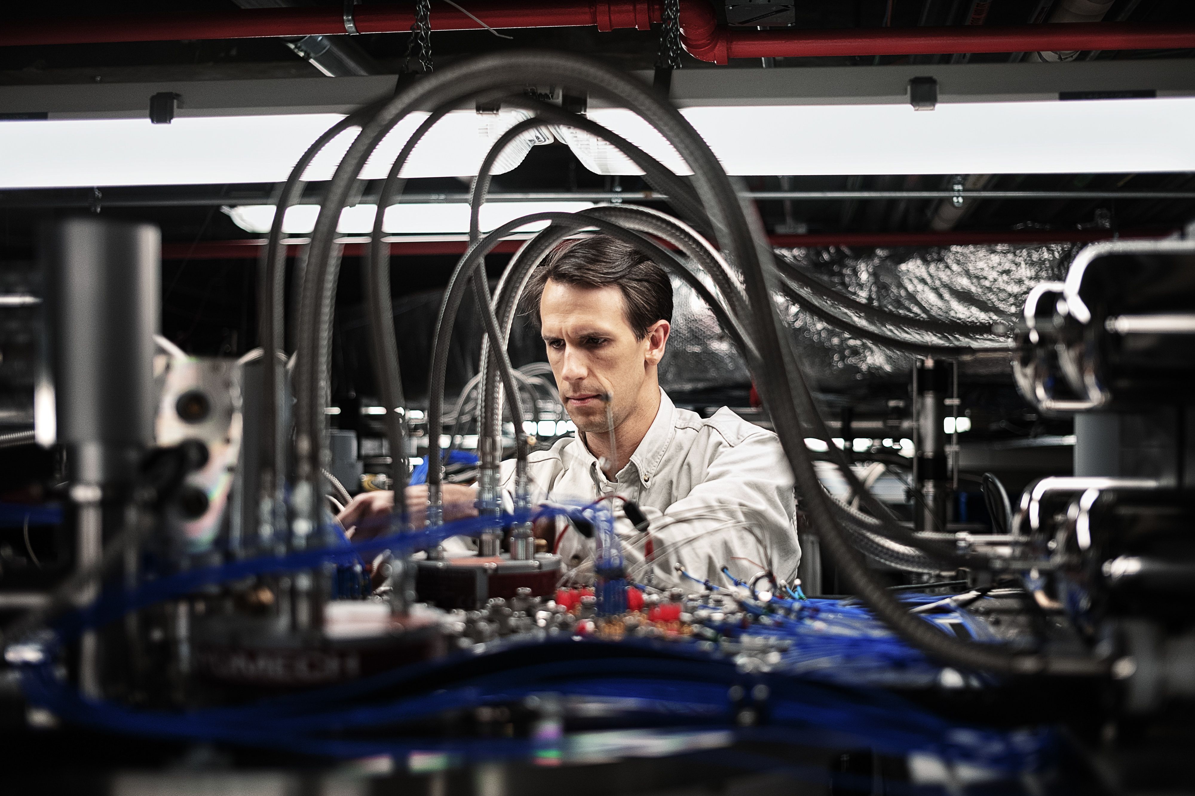 A simple explainer on what quantum computing actually is, and why it is terrifying for bitcoin