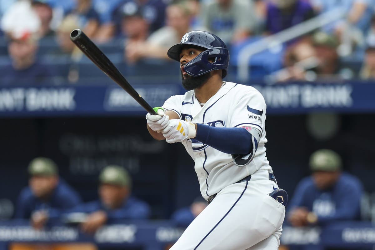Rays’ Star nearly takes out commentators With Ball ahead of World Series Game 1