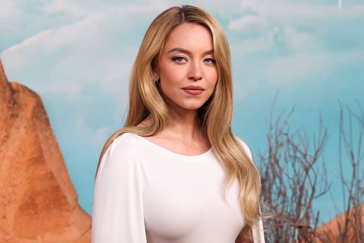 Sydney Sweeney Fires Back at Sports Ad Backlash Using WNBA Legends’ ESPN Covers