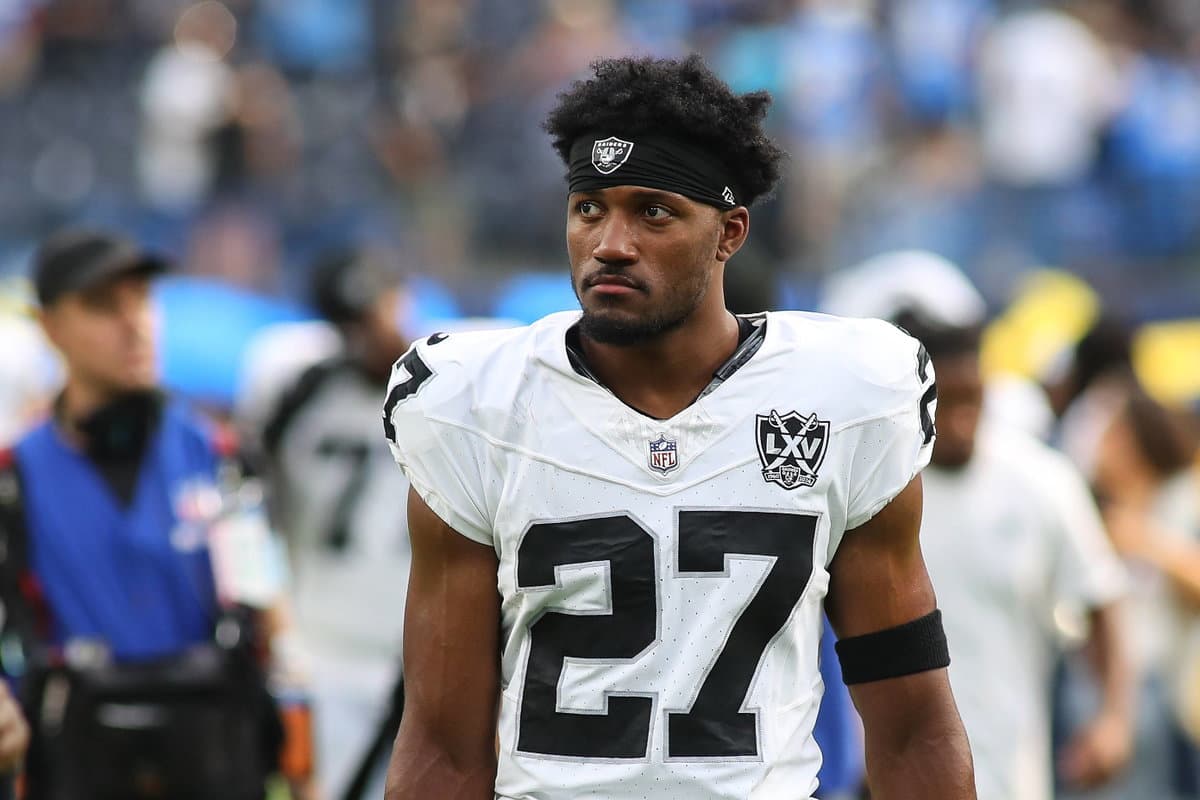 NFL QB Abruptly Retires 3 Days After Signing with New Team