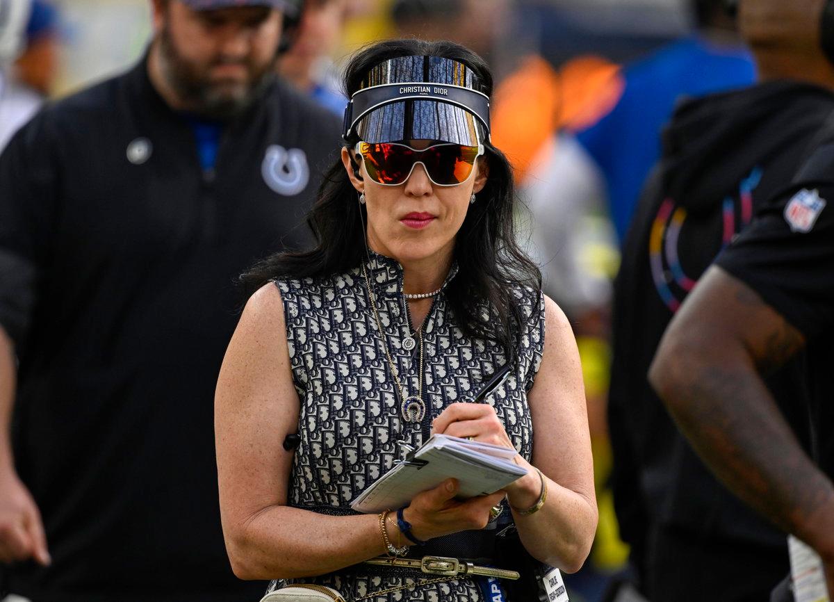 “She’s Not Hiding Her Involvement”: Former NFL Exec Calls Out Double Standards As Carlie Irsay Gordon Faces Backlash for Sideline Presence