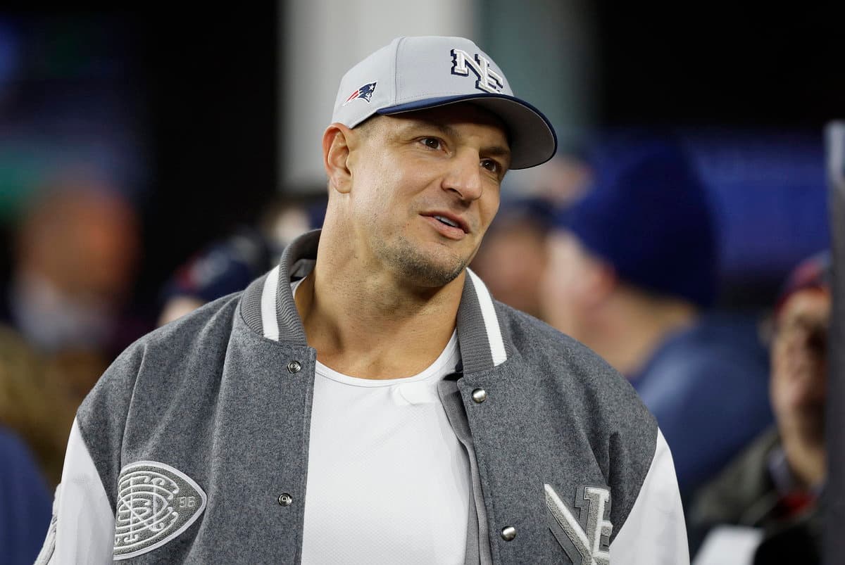 “He Fell Asleep”: Bill Belichick Recalls Rob Gronkowski’s “Terrible” First Visit With Patriots