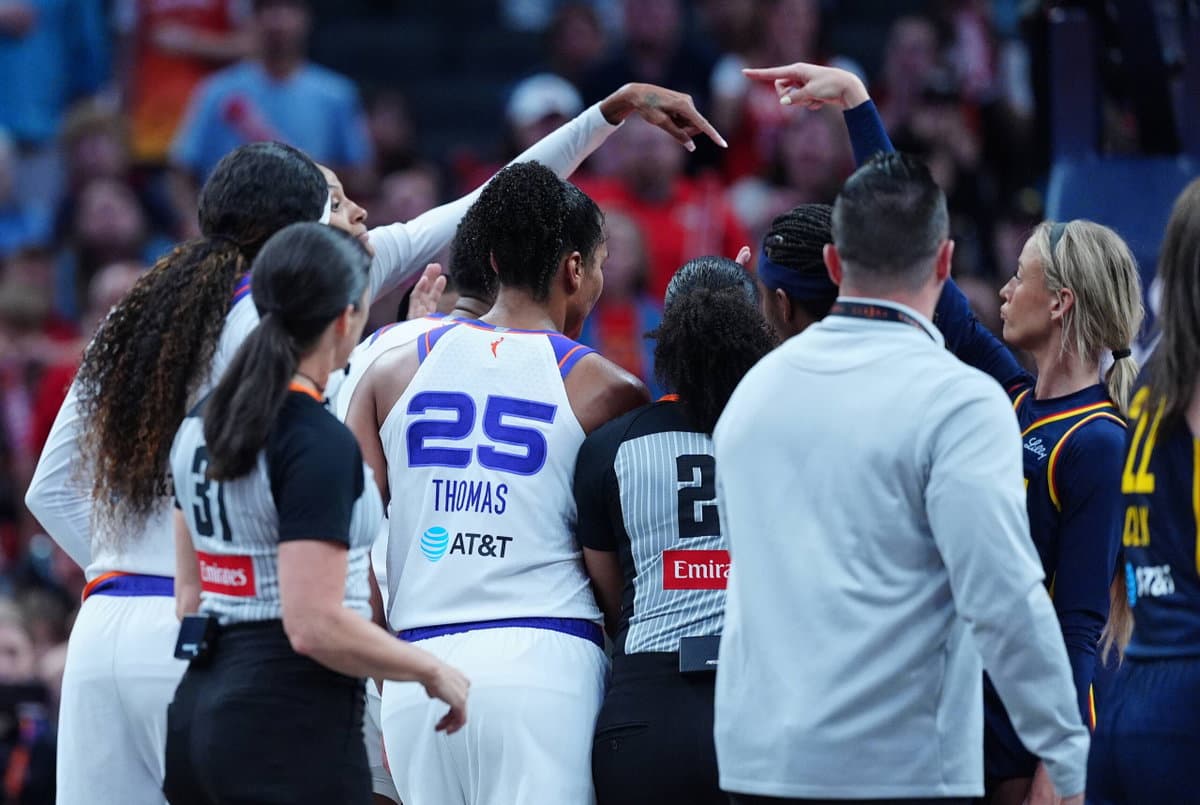 “Don’t Lose Sight of the Basketball”: 5× WNBA All-Star Reacts on Sophie Cunningham ‘Monetizing’ DeWanna Bonner Gesture