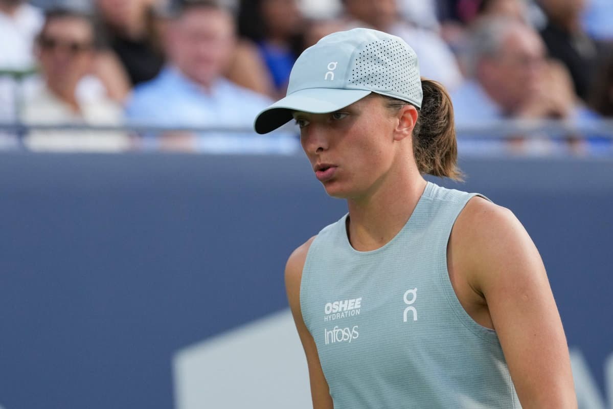 Wuhan Open Unfolded: Iga Loses in Tears & Pain, Physio Controversy, Chwalinska Warned & More