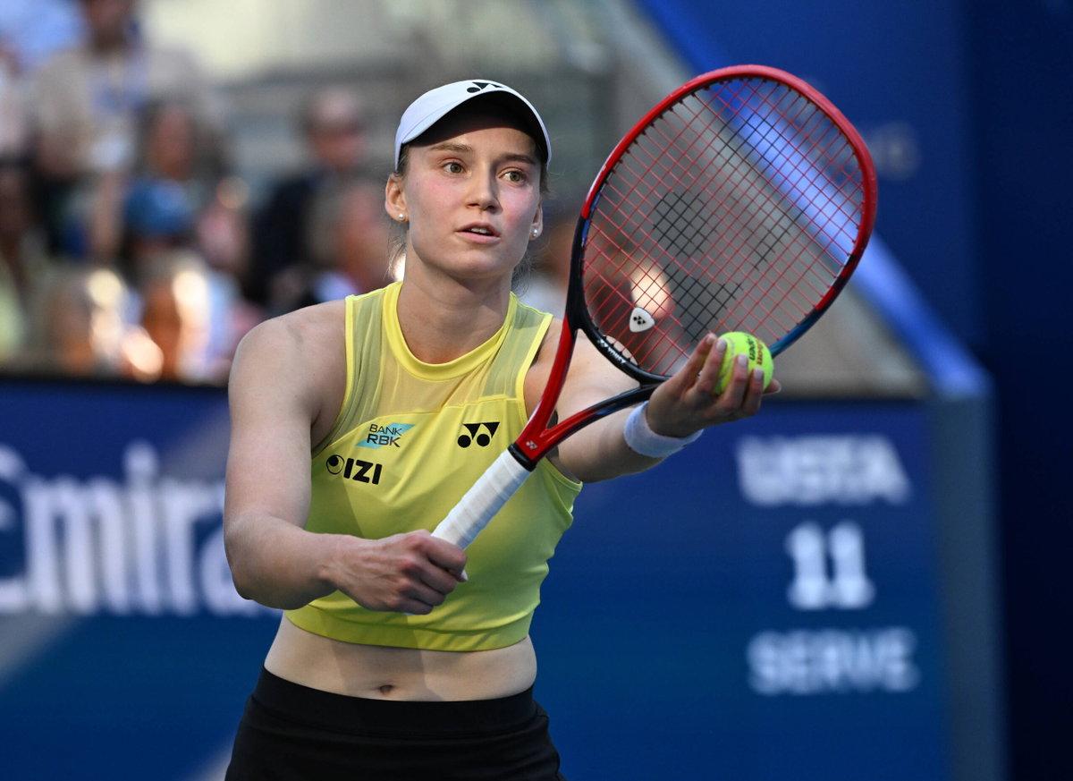 Elena Rybakina Admits She Got “A Little Bit Lucky” While Coco Gauff Hits Herself at US Open
