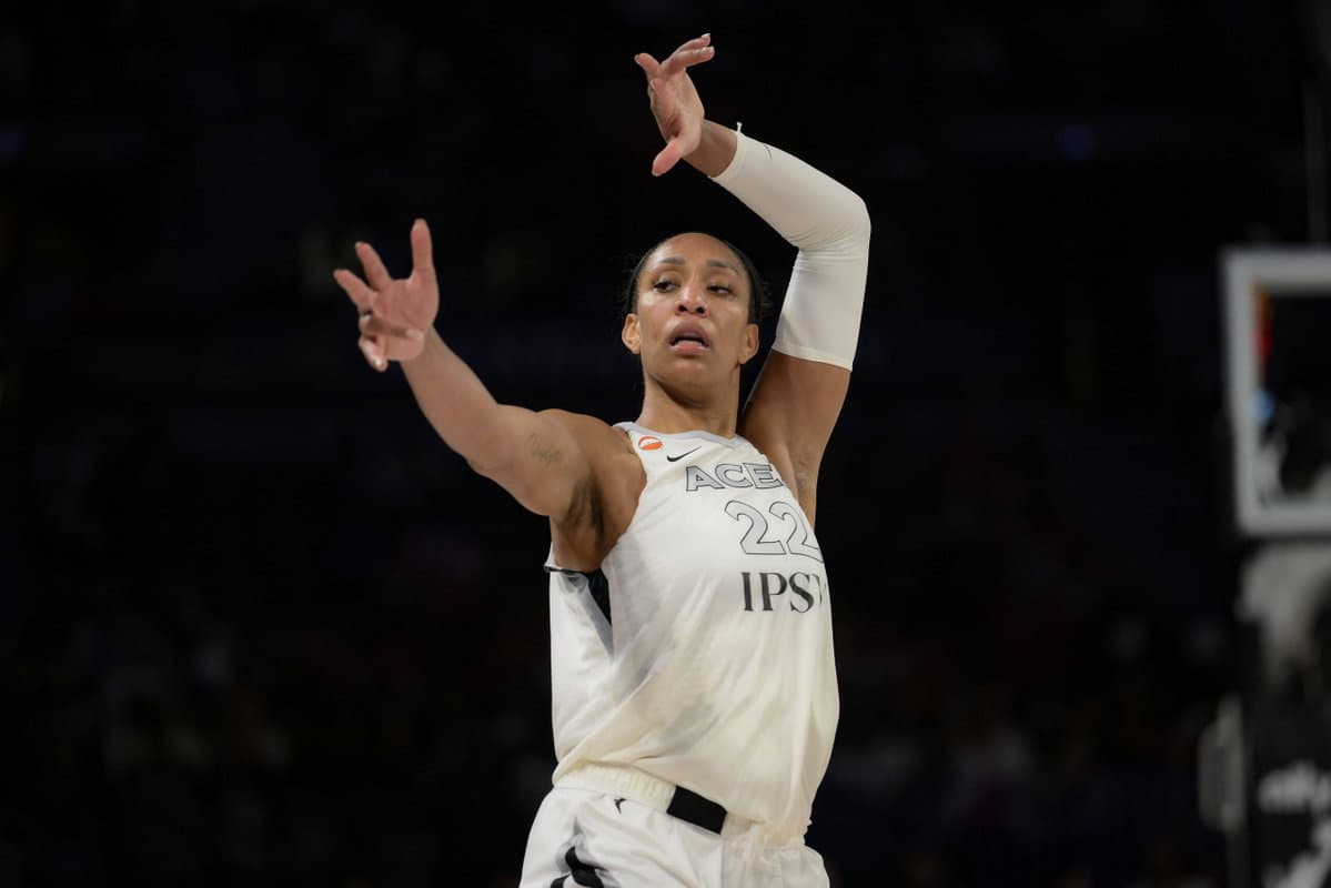 “Not Even Close Anymore”: Dawn Staley, Nike & Others React As A’ja Wilson Joins Michael Jordan in Elite Company After Winning 5th MVP