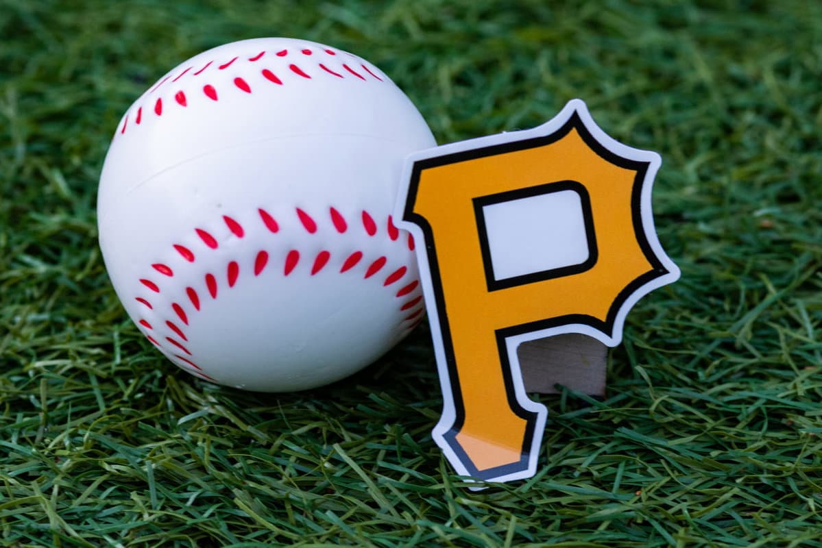 Pirates Self-Destruct as Costly Error by MLB Pro Gifts Reds Stunning Walk-Off Win