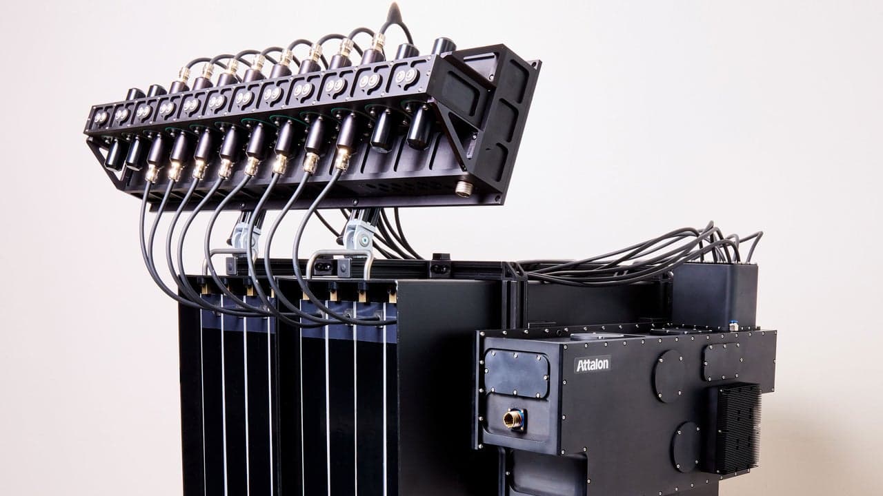 This tiny fiber-optic plug could make laser weapons battlefield-ready