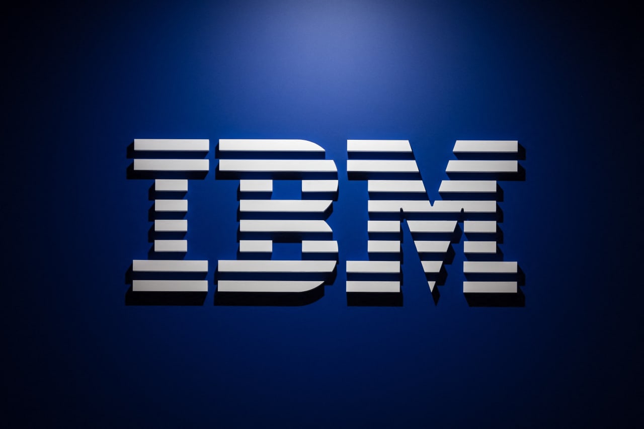 Trump admits selling IBM’s stock was a mistake. Now he’s cheering its quantum future.