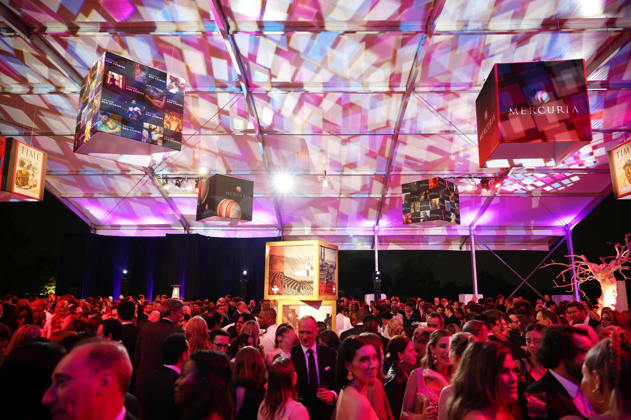 White House Correspondents’ dinner has morphed into a ‘Hollywoodified’ weekend of nonstop parties. Even Grindr is hosting.
