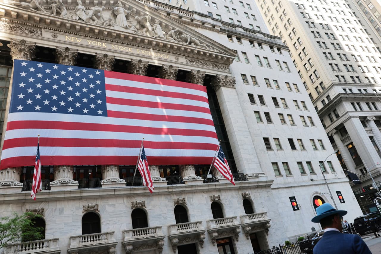 U.S. stock futures slide, oil prices surge as new attacks threaten the cease-fire with Iran