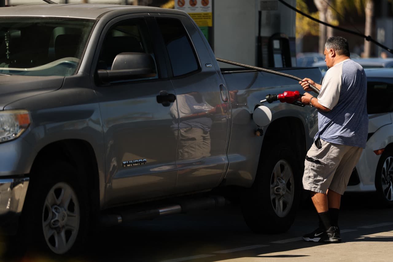 Here’s when gas prices will come down if the U.S.’s deal to end the Iran war pans out