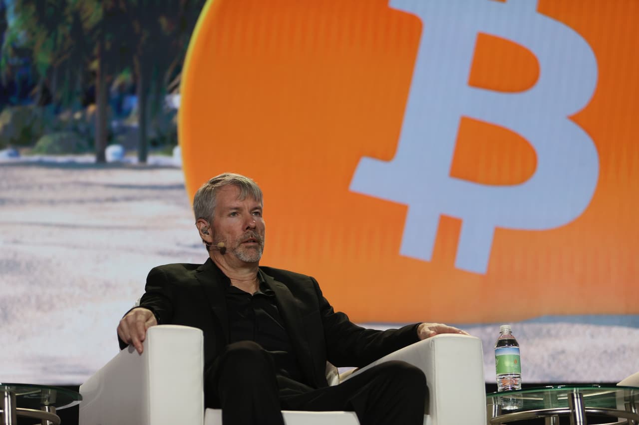 Bye-bye, ‘HODL’: Strategy now has a plan to sell bitcoin to raise cash and buy its stock