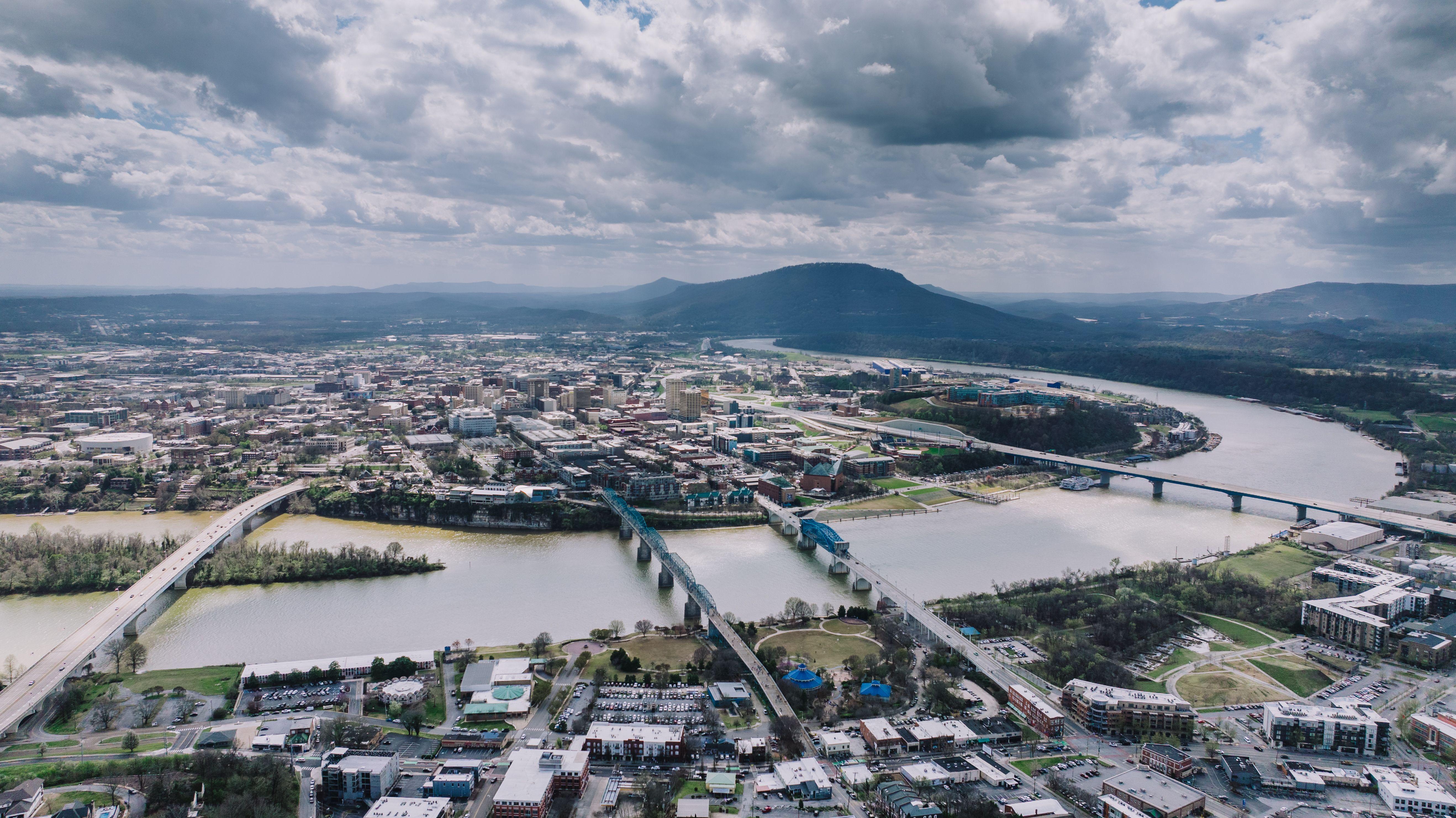 Aerial shot of Chattanooga, Tennessee, showcasing the city skyline and Tennessee River.
