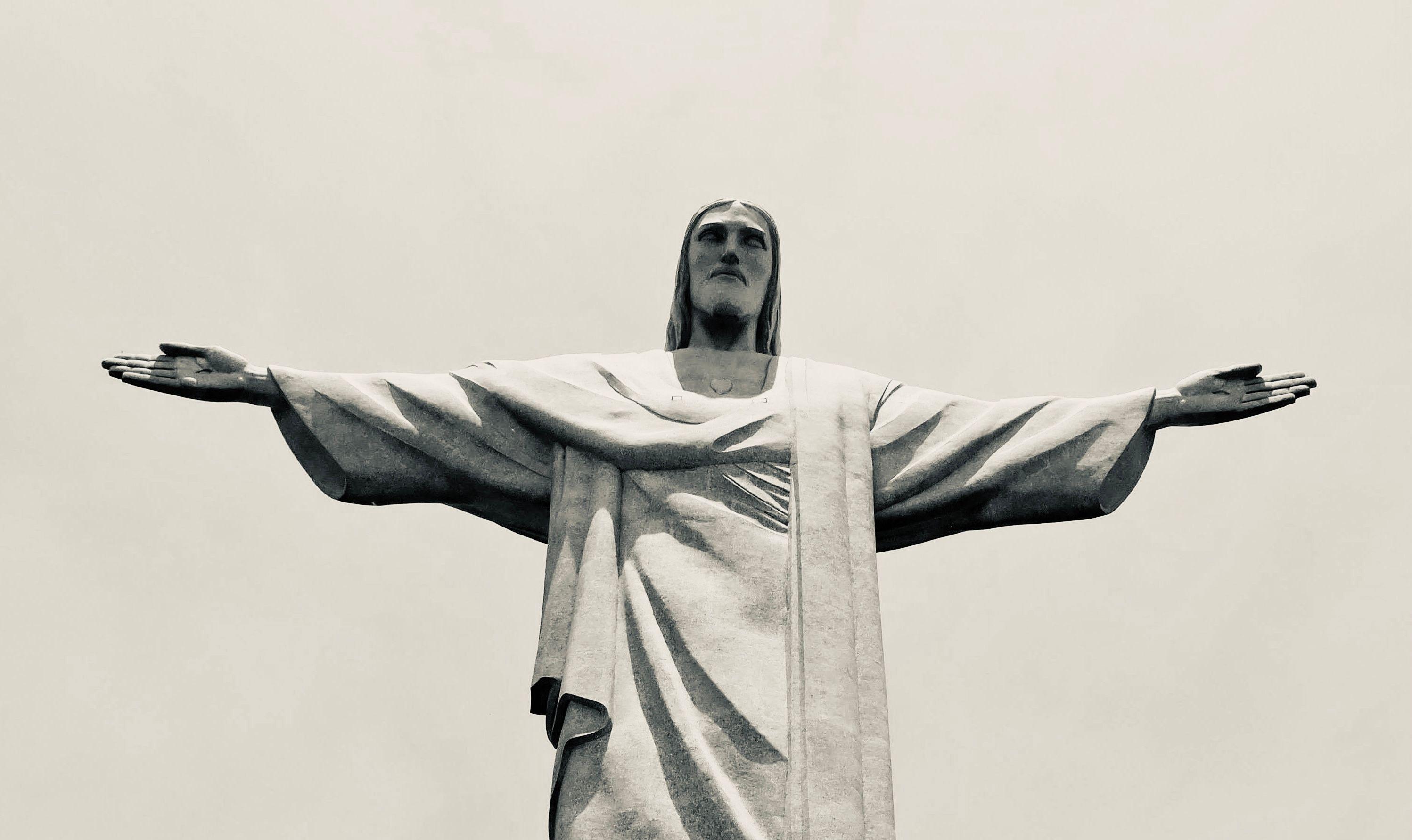 Black and white photo of Christ the Redeemer statue, Rio de Janeiro.