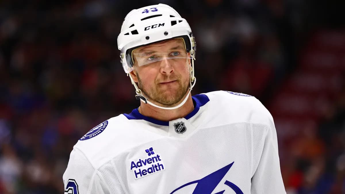 How Maple Leafs stunned NHL with Darren Raddysh trade that no one saw coming