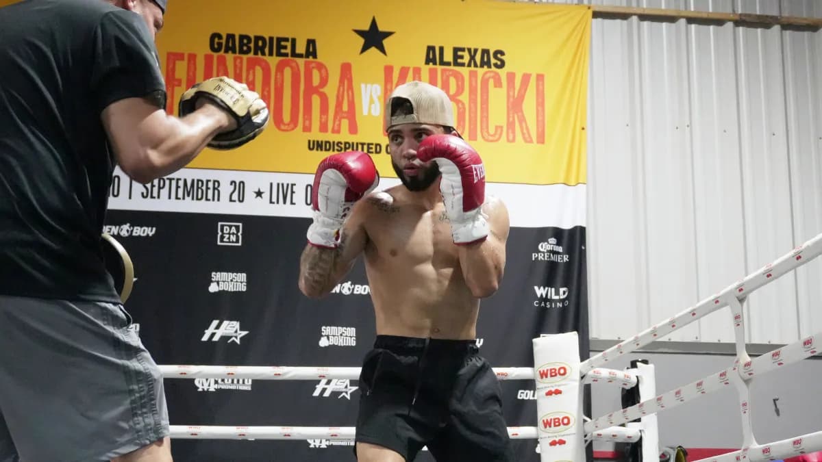 Where to watch Oscar Collazo vs. Neider Valdez: Live stream, TV channel & start time for 2026 boxing fight