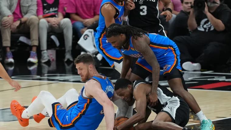 NBA reporter calls for Spurs to bench De'Aaron Fox in favor of better fit with Victor Wembanyama