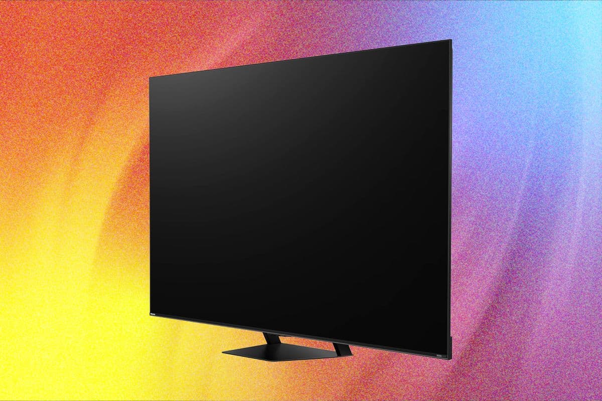 Hisense U7SG TV Review (2026): Better Design, Great Value