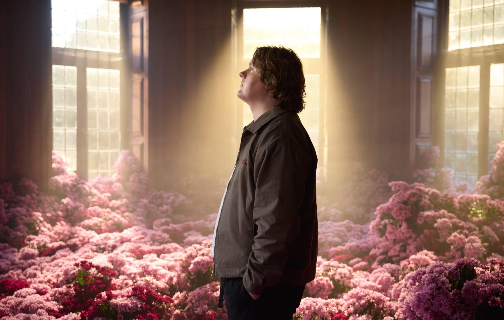 Police try to shut down Lewis Capaldi New York Penn Station pop-up show as he shares tender new single ‘Stay Love’