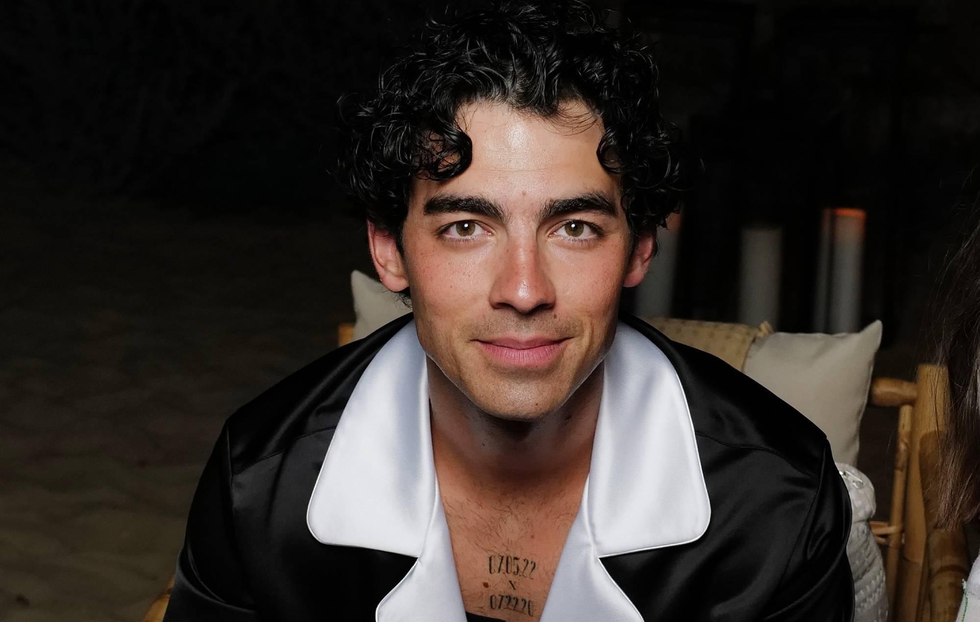 Joe Jonas says he sought therapy for his low album sales