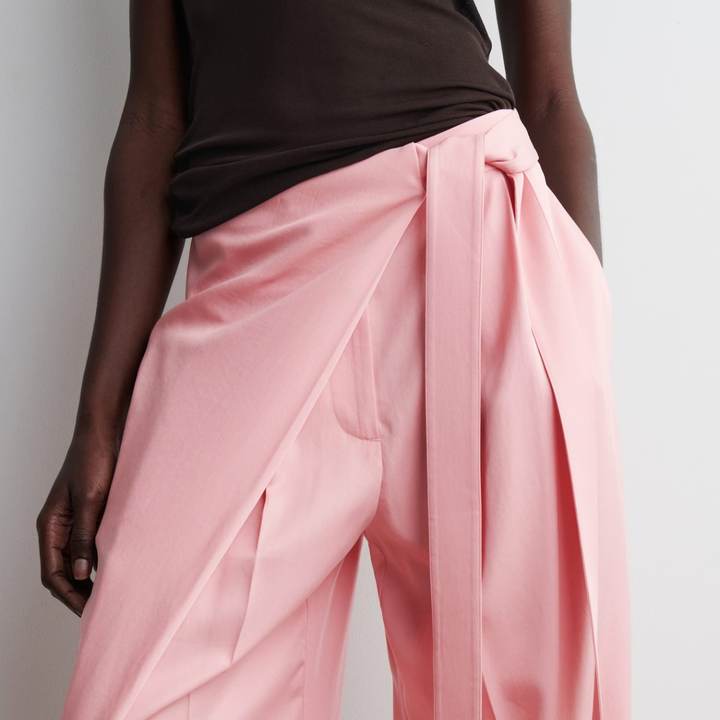 Wrap Pants Are the Easy Spring Outfit Hack Everyone’s About to Copy