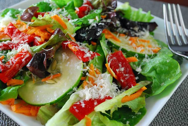 Epic diarrhea outbreak has 40% of Americans avoiding fruits and veggies